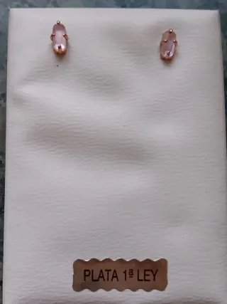 Pendientes oro rosa,preciosos.