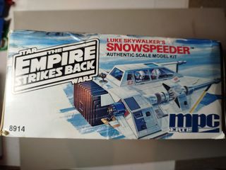 Caja StarWars Luke Skywalker's Snowspeeder (Vacia)