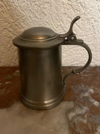 Jarra peltre vintage casco romano