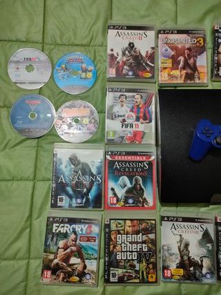 PS3 Slim + Saga Assassin's Creed + Otras más cosas