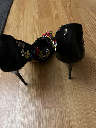 Oscar de la Renta Tacones Bordados Multicolor