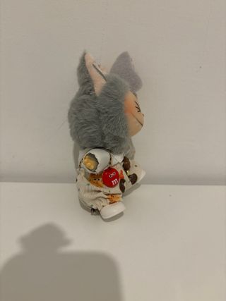 Labubu gris personalizado