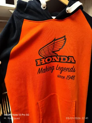 Sudadera Honda Talla XL Rojo y Negra
