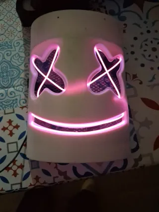 Máscara Disfraz Blanca con Detalles Naranja