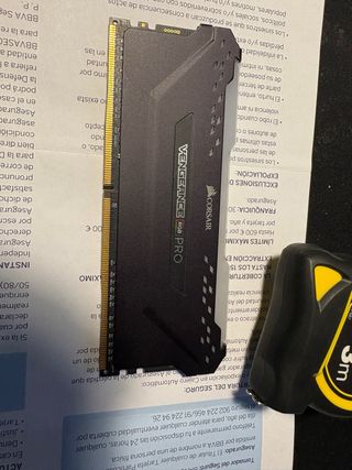 Módulo Corsair Vengeance RGB Pro 16GB DDR4