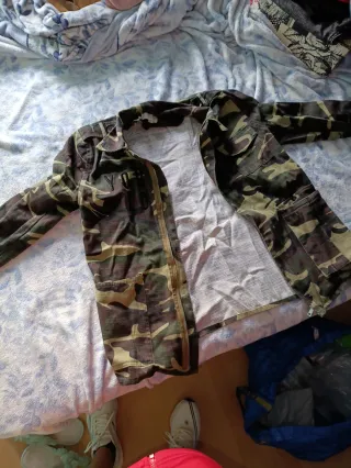 Chaqueta militar camuflaje chica