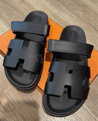 Hermes Chypre Sandalias Negras