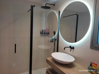 Instalación plato de ducha y mampara