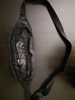 Bandolera Nike Negra