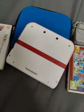 Nintendo 2DS + JUEGOS Roja Blanca + funda Original