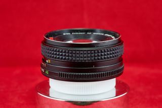 Objetivo Konica Hexanon AR 40mm f1.8