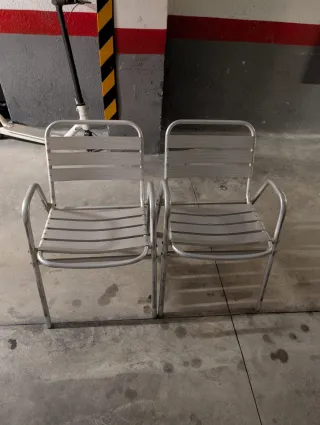 2 Sillas Metálicas