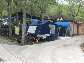 Comanche Kenya + Cocina + Fogones + Carpa + Mesa+