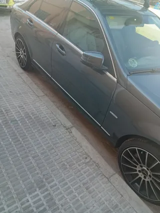 Mercedes-Benz Clase C 2010
