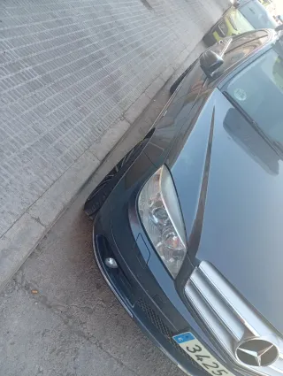 Mercedes-Benz Clase C 2010