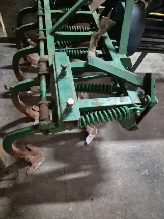 Cultivador agrícola