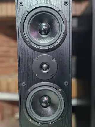 Altavoces Yamaha NS-G40 MKII Columna Negros