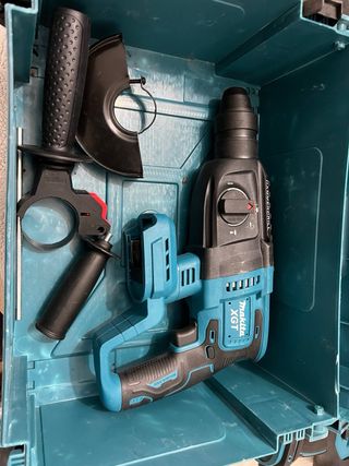 Kit Makita Taladro y Amoladora