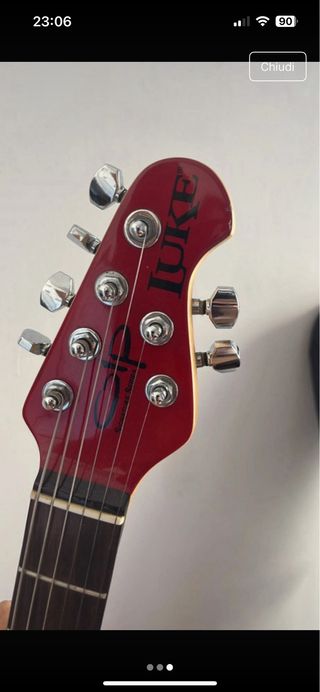 Chitarra Elettrica Rossa