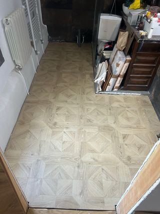 Instalación suelo, rodapié y puertas