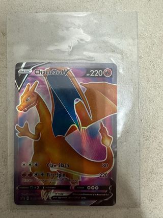 Carta Pokémon Charizard V