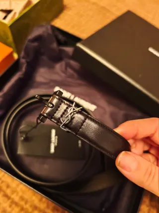 Lote 3 Cinturones : Gucci, LV, YSL