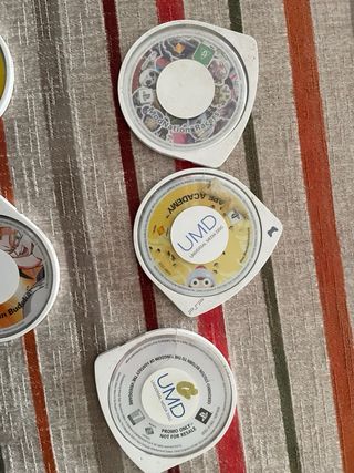 PSP Street Negra +  6 UMDs sin caegador