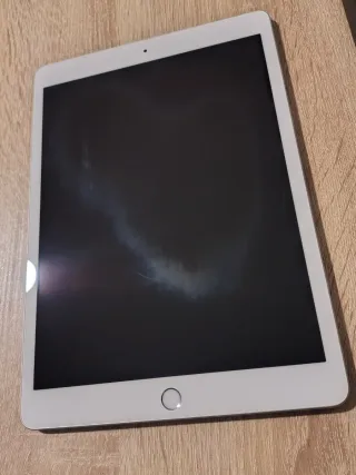 iPad 8ª Gen 2020 32GB con caja