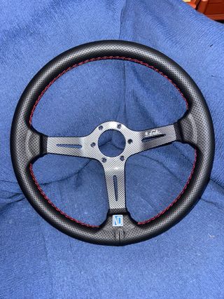 Volante Nardi para Nissan Patrol GR Y60 con piña