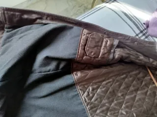 Abrigo pesado de cuero marrón