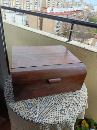 Gramófono Eléctrico Perpetuum Antiguo