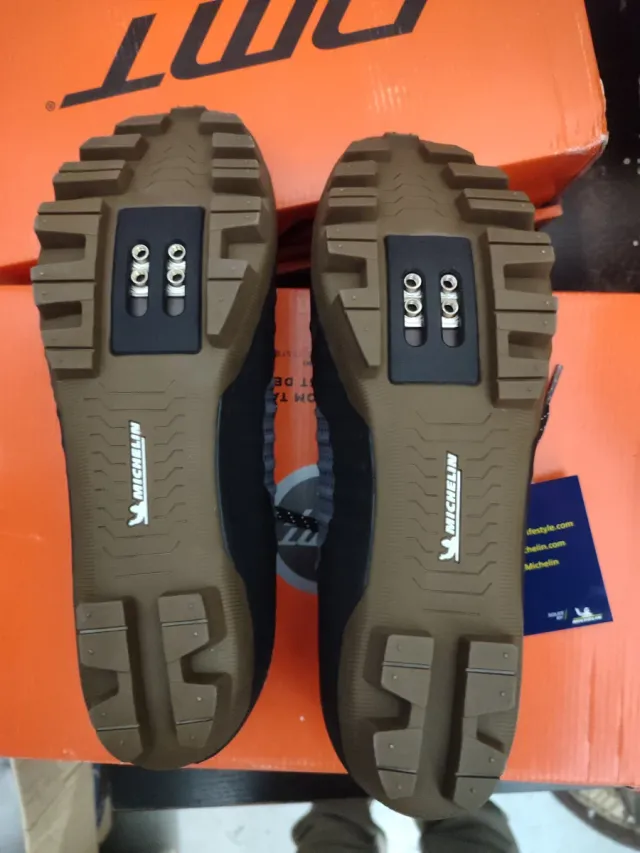 Zapatillas DMT GK1 Gravel