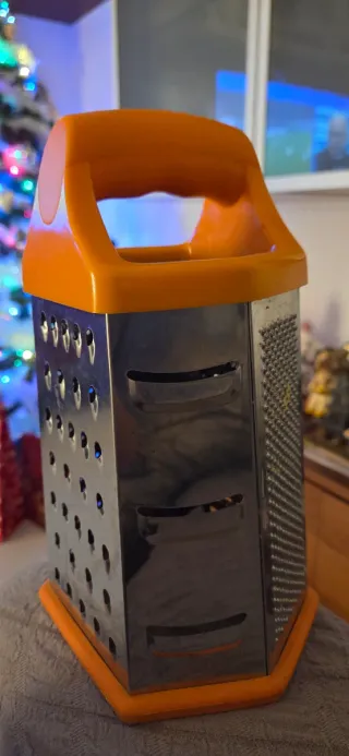 Grattugia 4 lati arancione