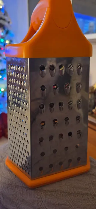 Grattugia 4 lati arancione