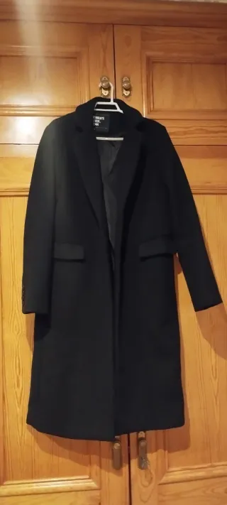 Abrigo largo negro mujer