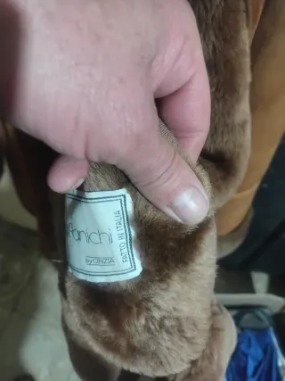 Abrigo de piel de oveja