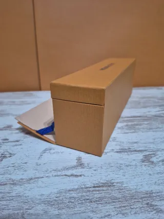 Caja y sobres Louis Vuitton