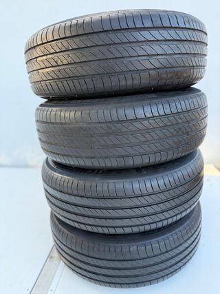 Juego Llantas Originales Volkswagen 215/65R17 99V