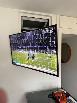 Televisión Samsung 32 Negra OJO NO SMART TV Regalo