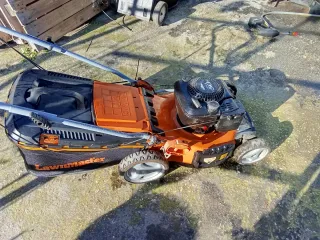 Cortacésped gasolina 4 tiempos 5 CV