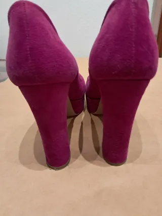 Zapatos tacón Gloria Ortiz fucsia