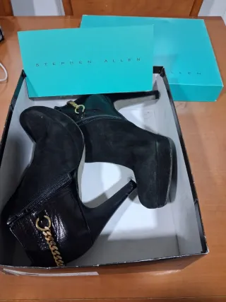 Botines Stephen Allen Talla 37 Negros y Dorados