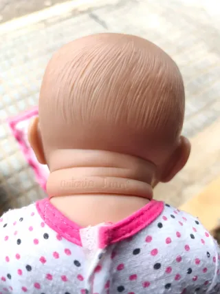 Bebe Antonio juan con cuna rosa