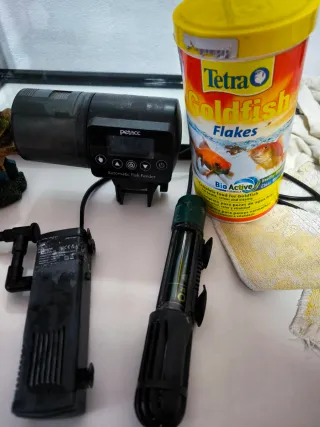 Pecera 16L con calentador, filtro, comedero autom