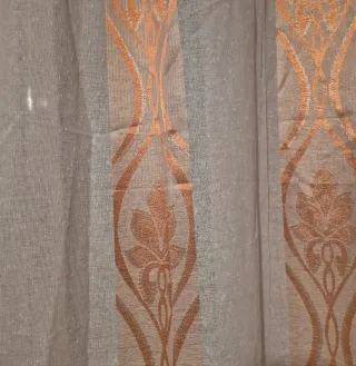 Tende Arancioni e Bianche per Porta Finestra