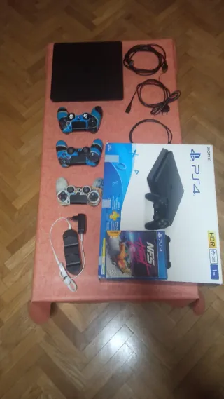 PS4 (PlayStation 4) Negra