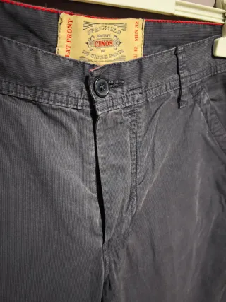 Pantalón chino hombre gris oscuro