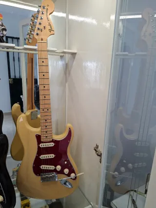 Guitarra Fender Stratocaster USA