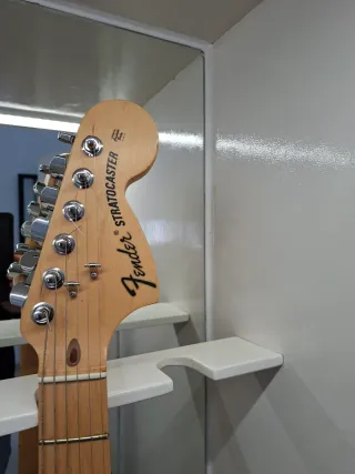Guitarra Fender Stratocaster USA