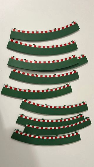 Accesorios Scalextric: Vallas, Pianos y Pilares